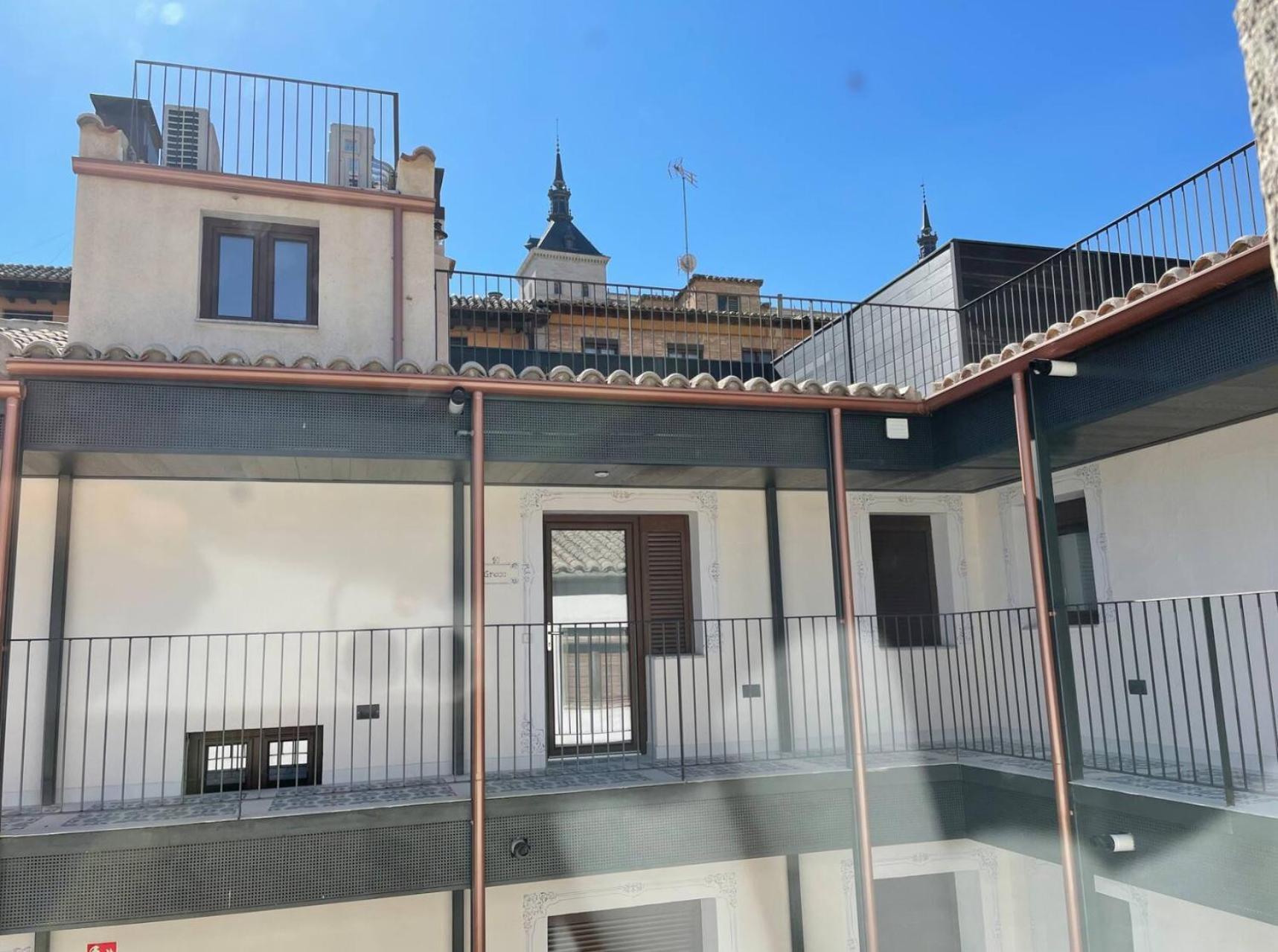 Alojamiento En El Centro De Toledo Apartment Luaran gambar