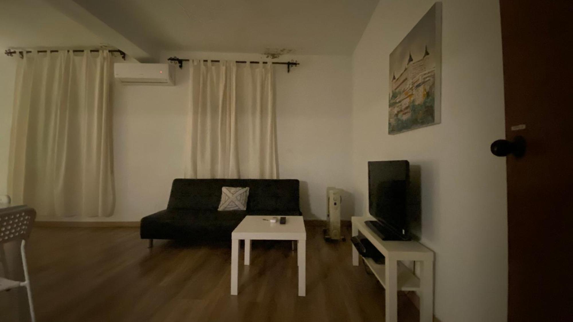 Alojamiento En El Centro De Toledo Apartment Luaran gambar
