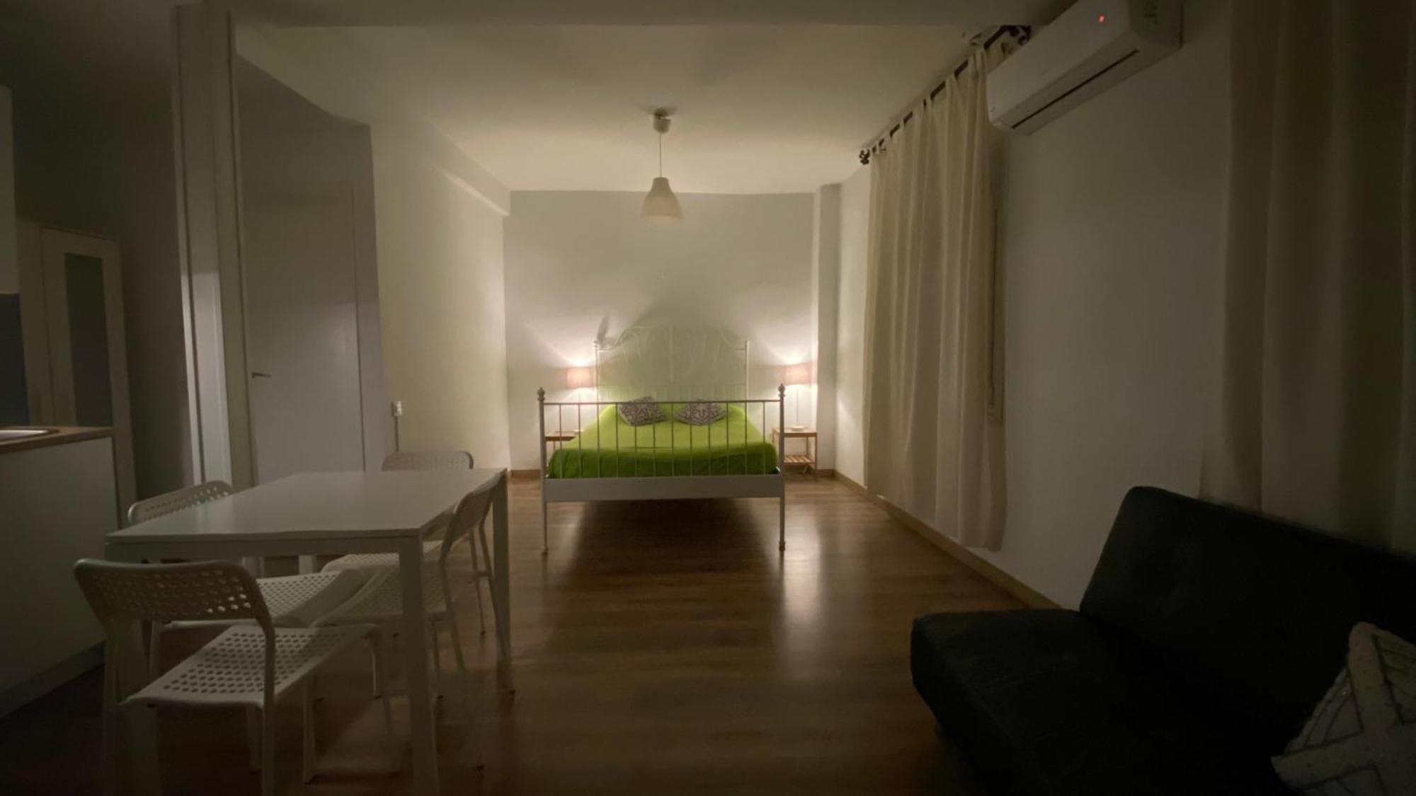 Alojamiento En El Centro De Toledo Apartment Luaran gambar