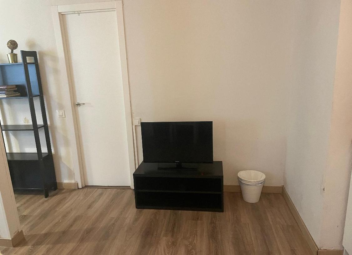 Alojamiento En El Centro De Toledo Apartment Luaran gambar